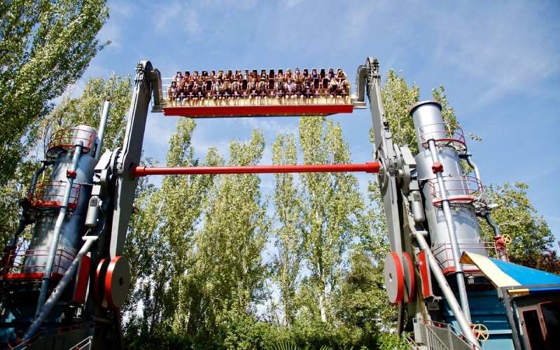 parque atracciones madrid con hotel