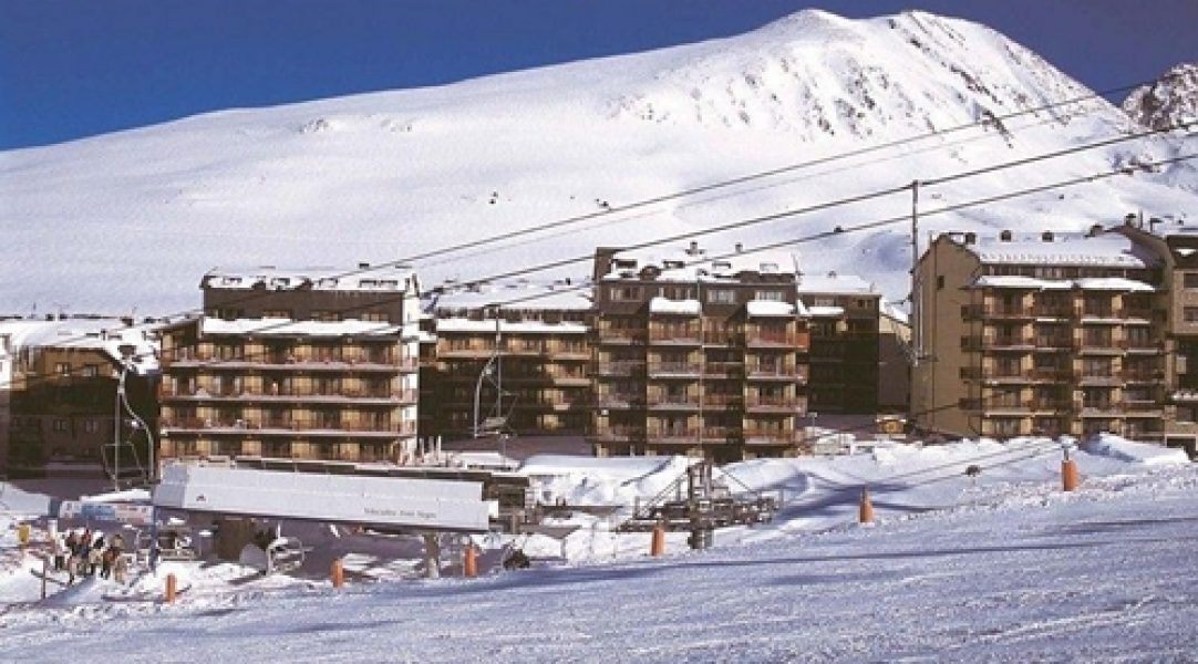 Frontera Blanca en Pas de la casa – Hoteles pie de pista Grandvalira