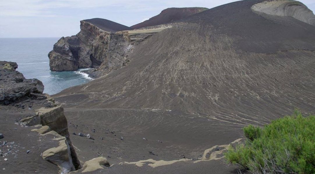 azores isla volcanica