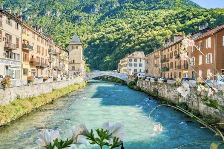 pueblos alpes franceses