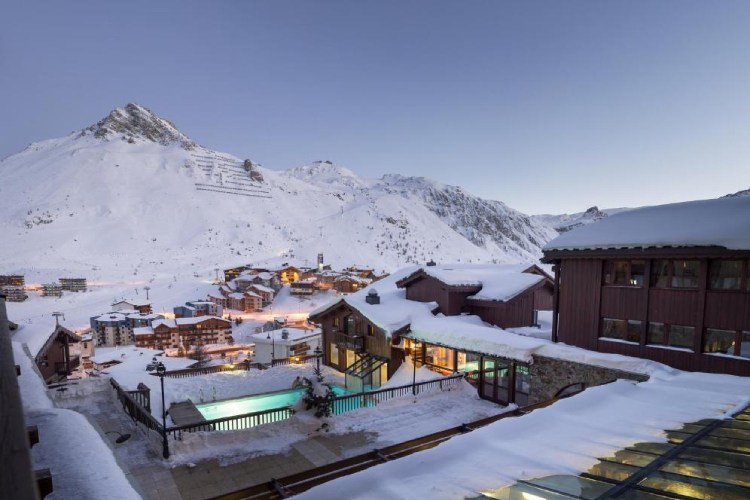 val claret