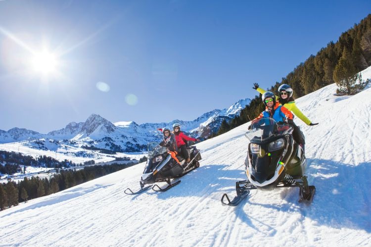 motos de nieve