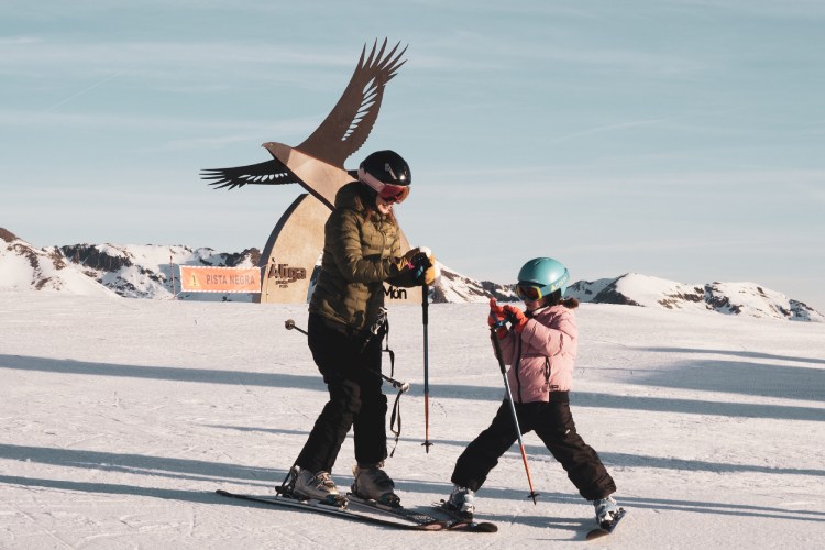 donde esquiar en abril