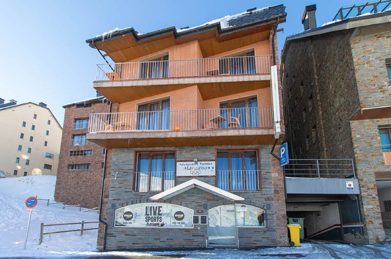 Apartaments Turistics Natural Suites Manzano 3000 in Pas de la casa