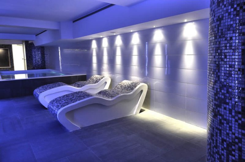 Hotel Kandahar in Pas De La Casa, Information and offers ...